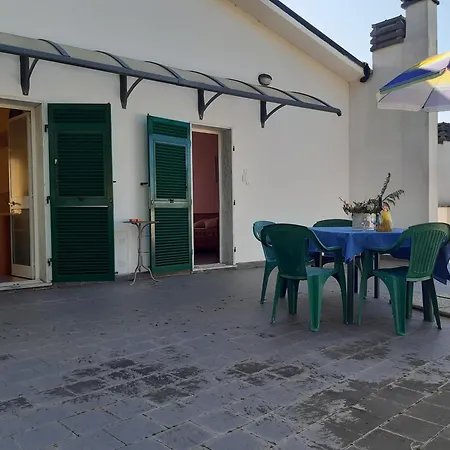 Farm stay Cascina Dei Peri Castelnuovo Magra
