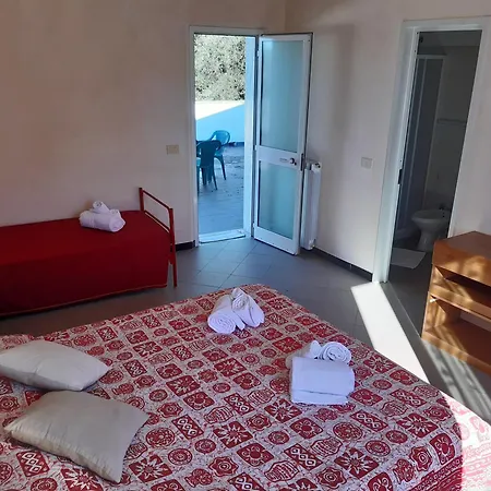 Cascina Dei Peri * Castelnuovo Magra