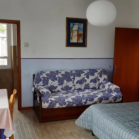 Фермерский дом Cascina Dei Peri Кастельнуово-ди-Магра